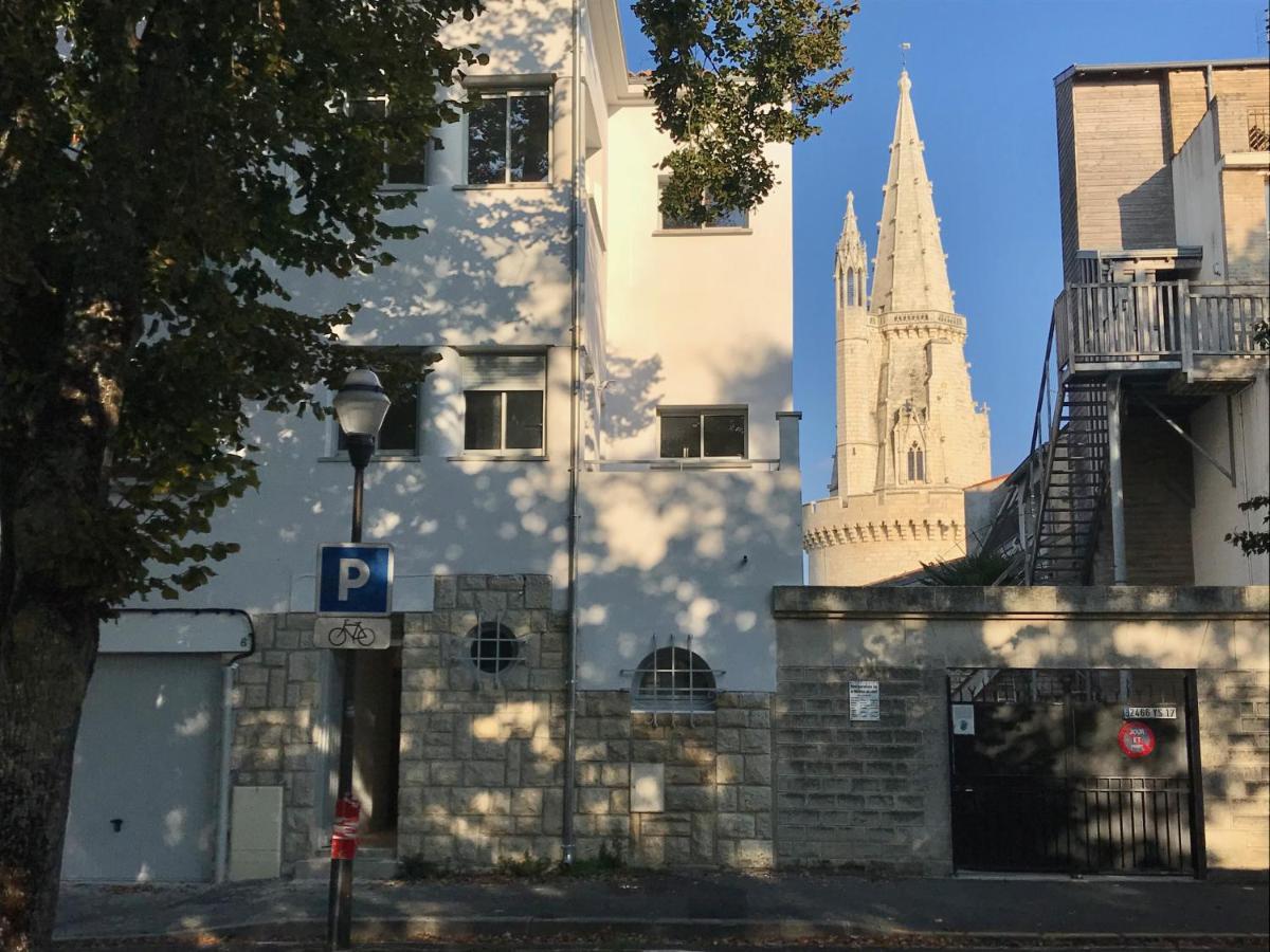 Vue Superbe Sur Tour De La Lanterne T2 Avec Terrasse Remparts 2 Apartment La Rochelle  Exterior photo