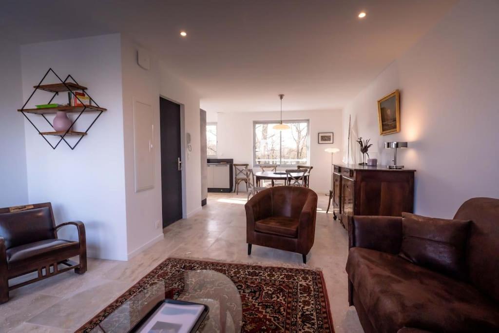 Vue Superbe Sur Tour De La Lanterne T2 Avec Terrasse Remparts 2 Apartment La Rochelle  Exterior photo